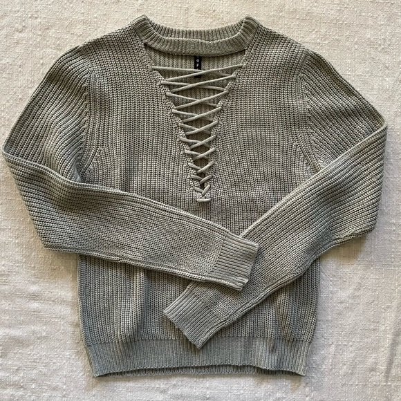 Green cross-knit sweater - Picture 2 of 5